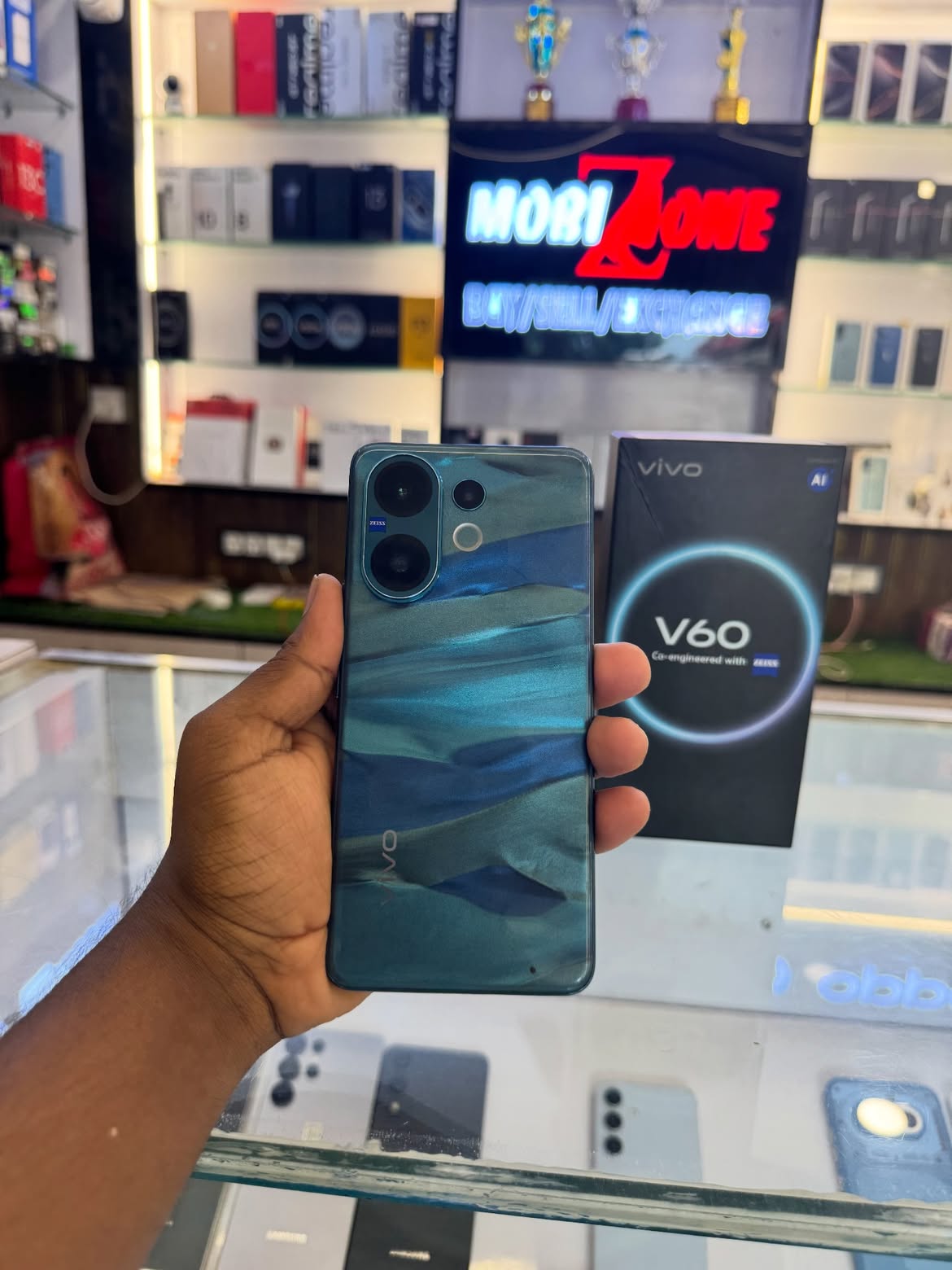 Vivo V60